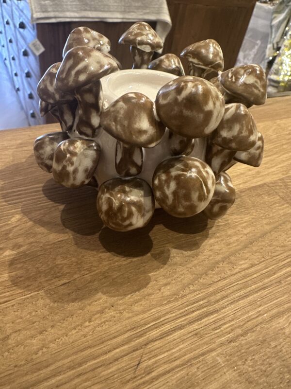 MUSHROOM TEA LIGHT HOLDER - Image 3