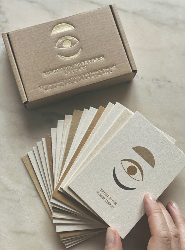 TRUST YOUR INNER VISION CARD SET