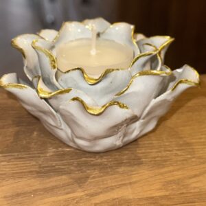 PORCELAIN TEA LIGHT HOLDER