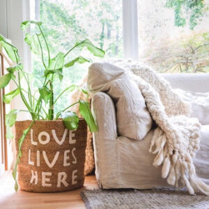 JUTE BASKET LOVE LIVES HERE
