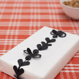 FOLK ORNAMENTS (BLACK)