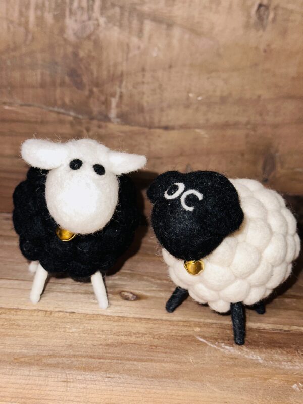 GINGER THE SHEEP (MAINLY BLACK) - Image 3