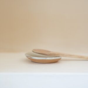 STONEWARE SPOON REST - MILK WHITE