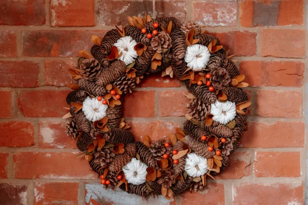HANDMADE AUTUMNAL STRAW WREATH - Image 2